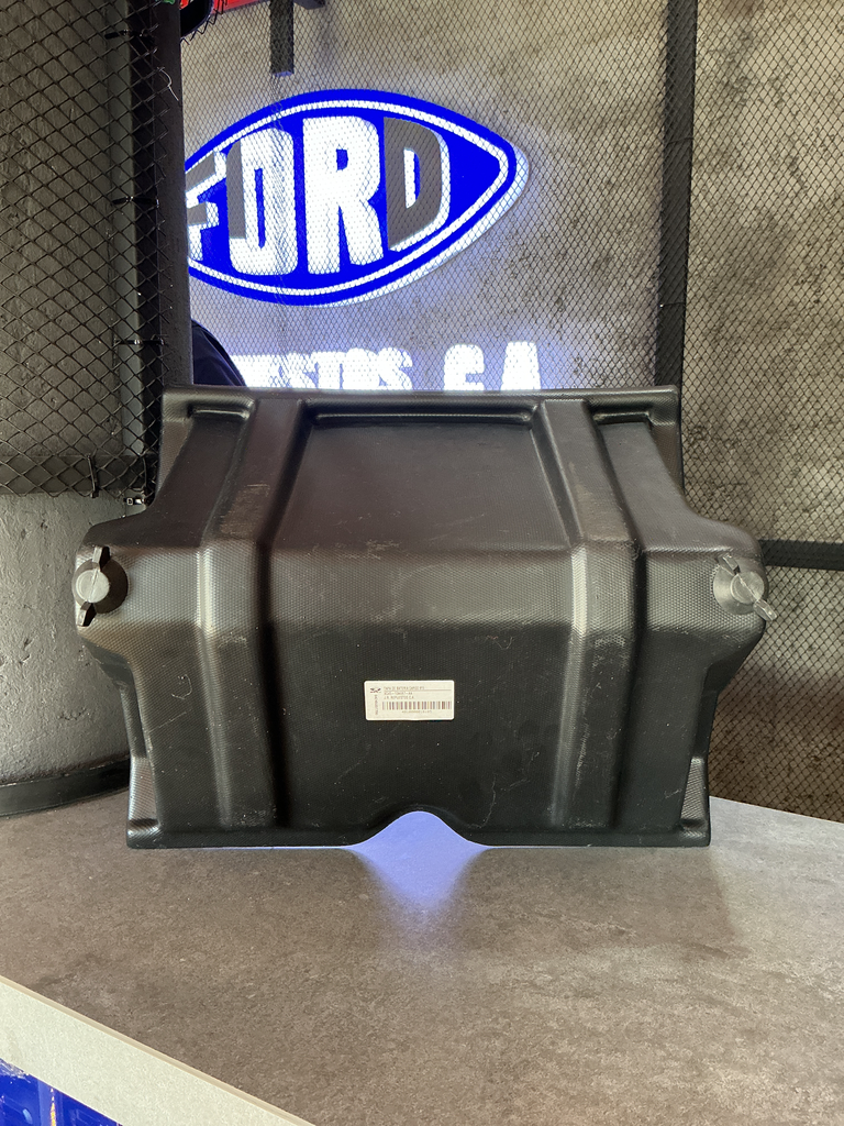 TAPA DE BATERIA CARGO 815