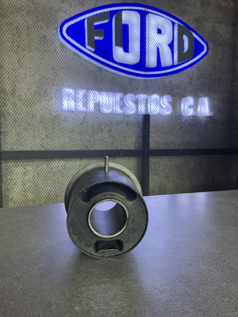 BASE DE MOTOR TRASERA CARGO 1721 - 2632 - 4432 FORD