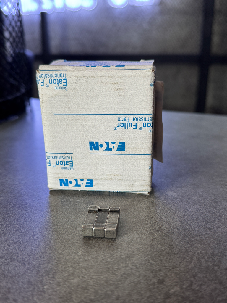 CUÑA SINCRONICO 5TA-REVERSO CAJA 4405 CARGO 815 ORIG.