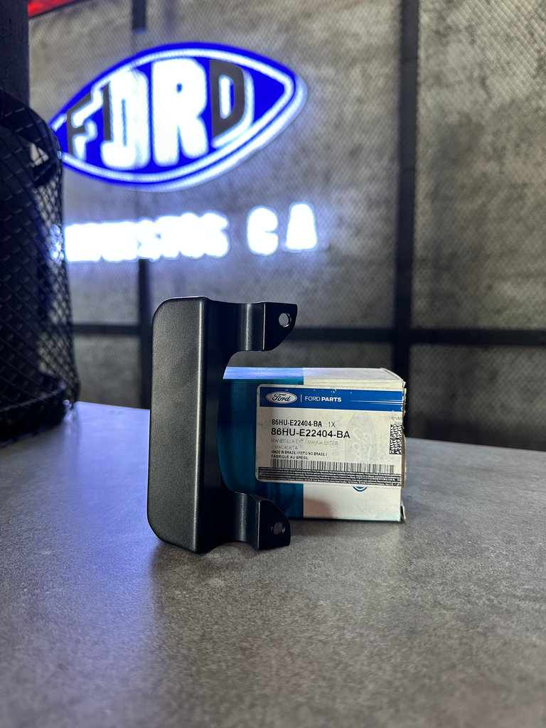 MANIJA EXTERNA PUERTA DE CARGO 815/1721/2632/4532 FORD