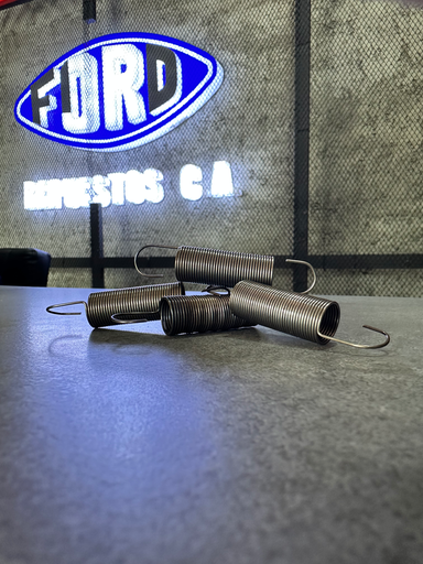 [98HU-9D810-AB] RESORTE DE ACELERACION FORD CARGO 1721-815